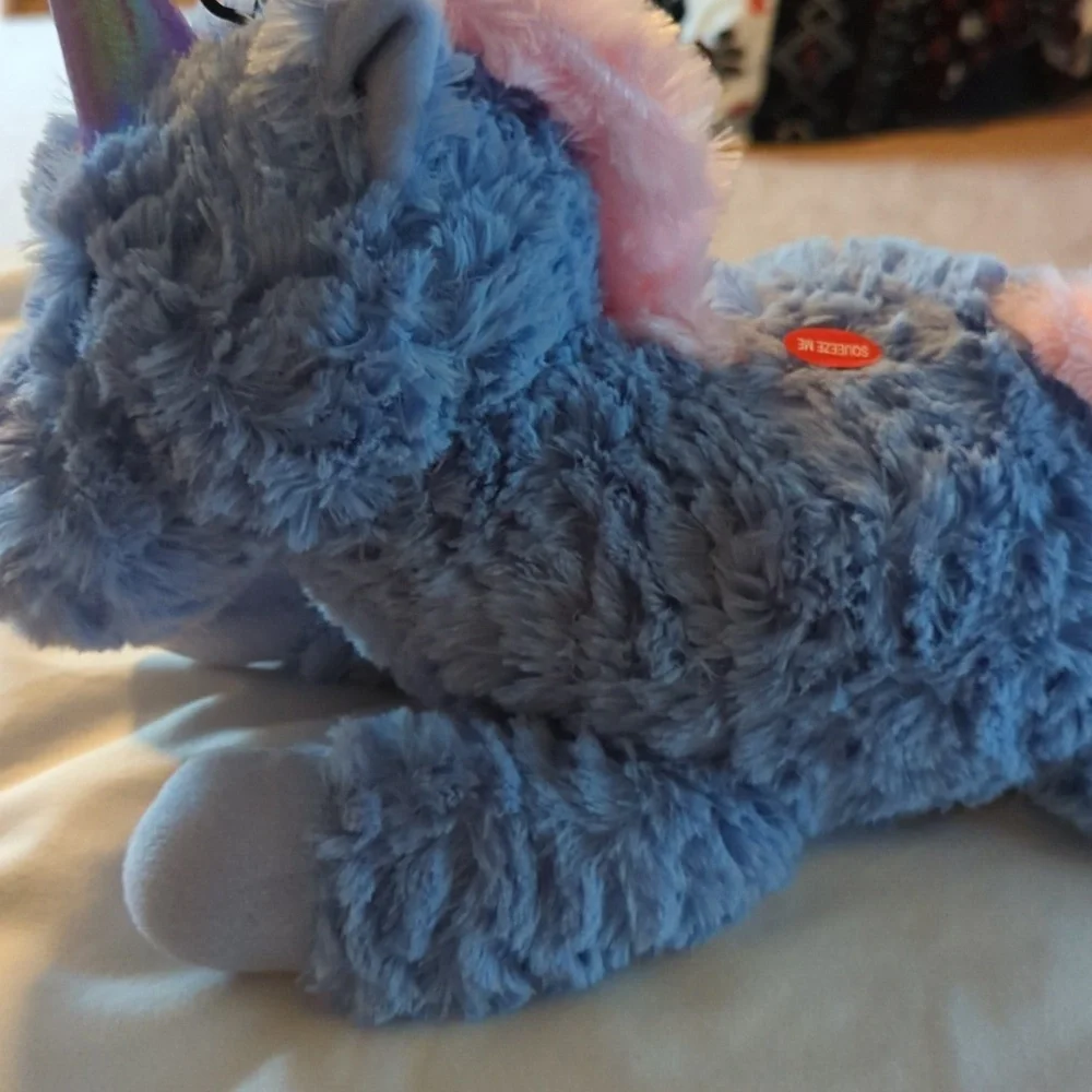 Brand New Not sure Unicorn Blue. Pink SALE